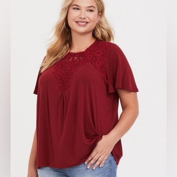 Torrid Burgundy Red Lace Crochet High Neck Tee Flutter sleeve relaxed fit size 0 - Picture 1 of 8